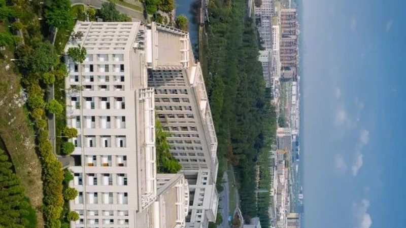 背景：国产元器件替代进口的必要性